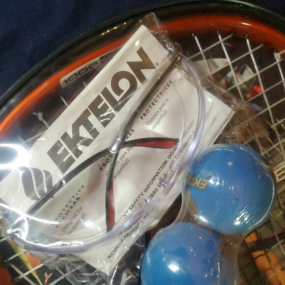 Ektelon 900 Power Level Racquet Ball Pack Set w/ Balls, Eye guard & Racket NIP - Picture 5 of 9